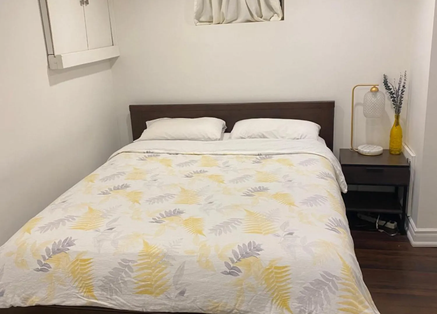Beautiful Lower Level 2 Bedroom Aprt 토론토 0*,  캐나다